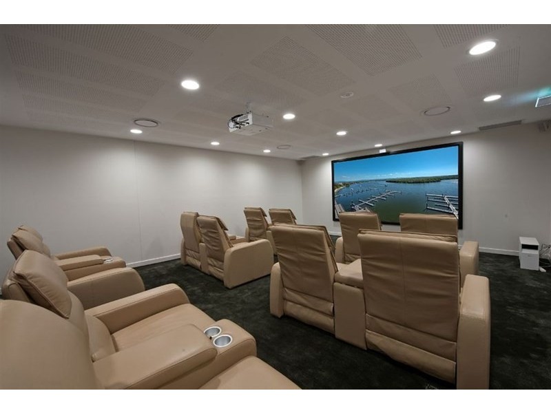 Paradise Point QLD 4216