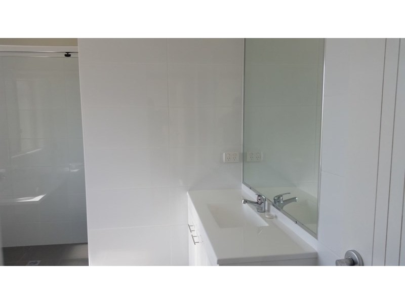 25 Hustons Place, Pirrinuan QLD 4405