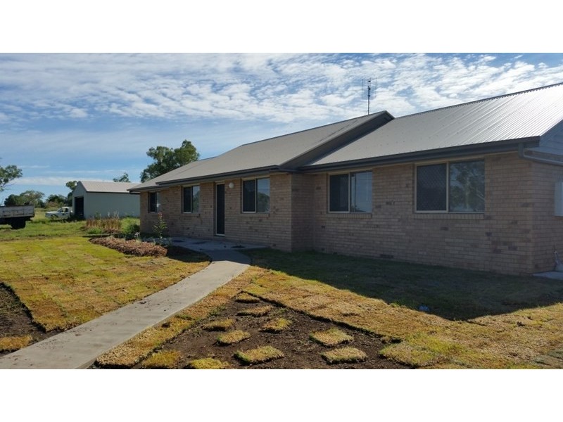 25 Hustons Place, Pirrinuan QLD 4405