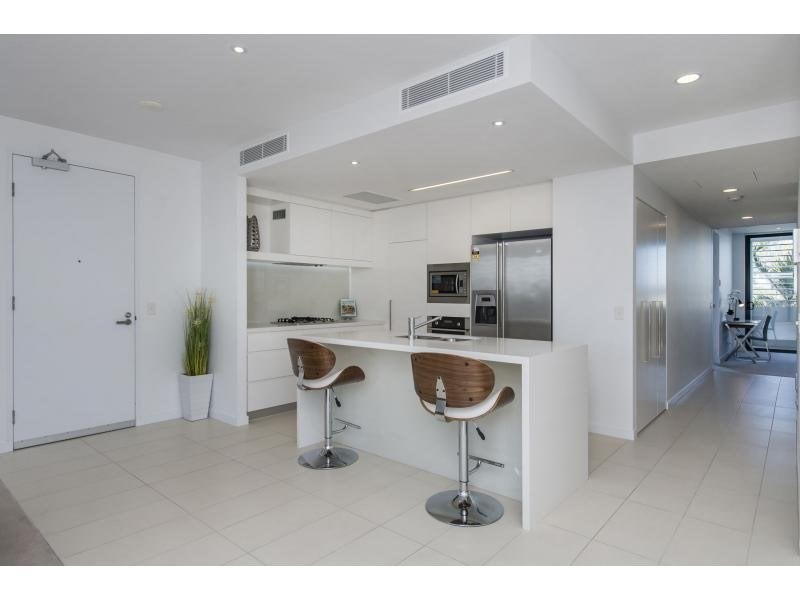 1205/1 Sunset Avenue, Paradise Point QLD 4216
