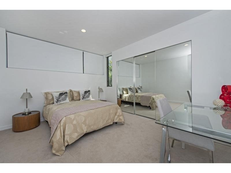 1205/1 Sunset Avenue, Paradise Point QLD 4216