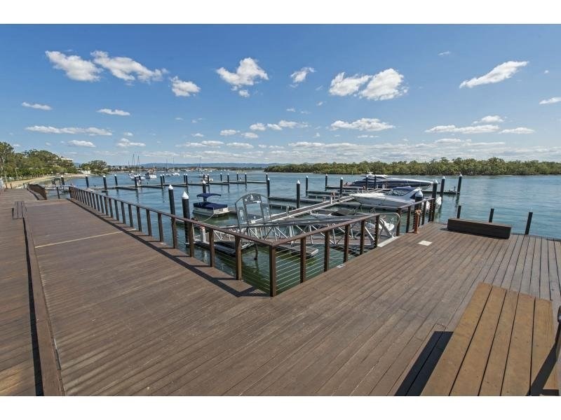 1205/1 Sunset Avenue, Paradise Point QLD 4216