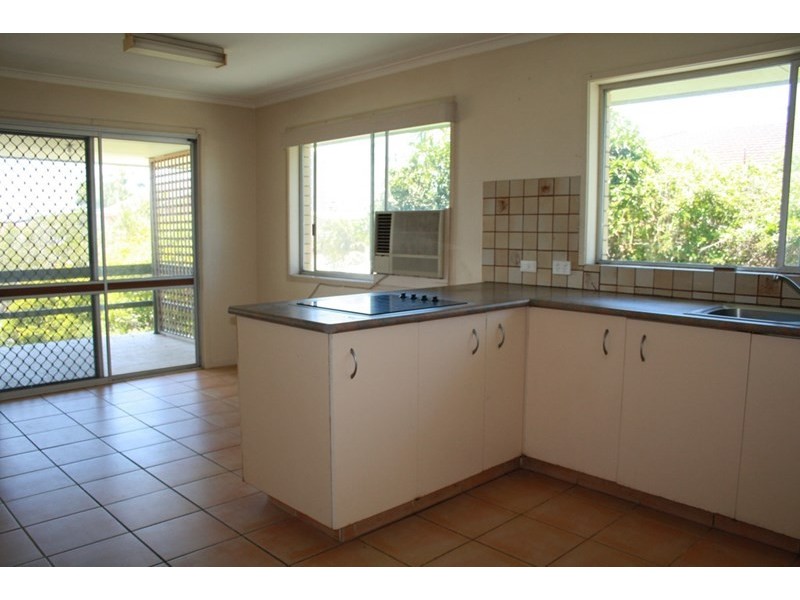 14 Kilmartin Esplanade, Biggera Waters QLD 4216