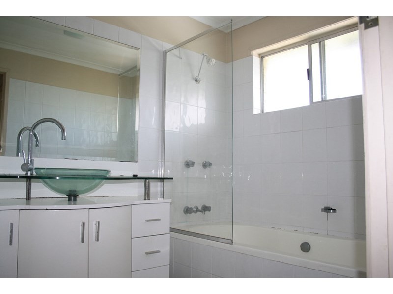 14 Kilmartin Esplanade, Biggera Waters QLD 4216