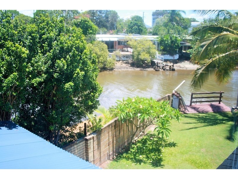 14 Kilmartin Esplanade, Biggera Waters QLD 4216