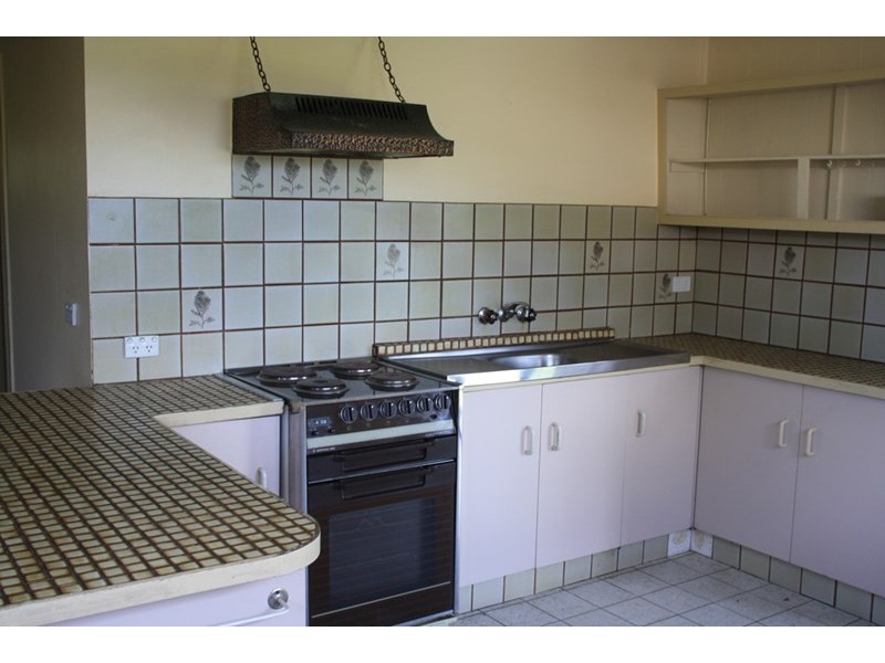 14 Kilmartin Esplanade, Biggera Waters QLD 4216