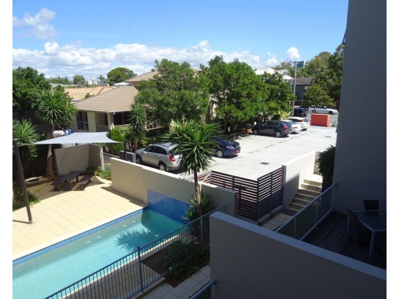 13/12-18 Bayview Street, Runaway Bay QLD 4216