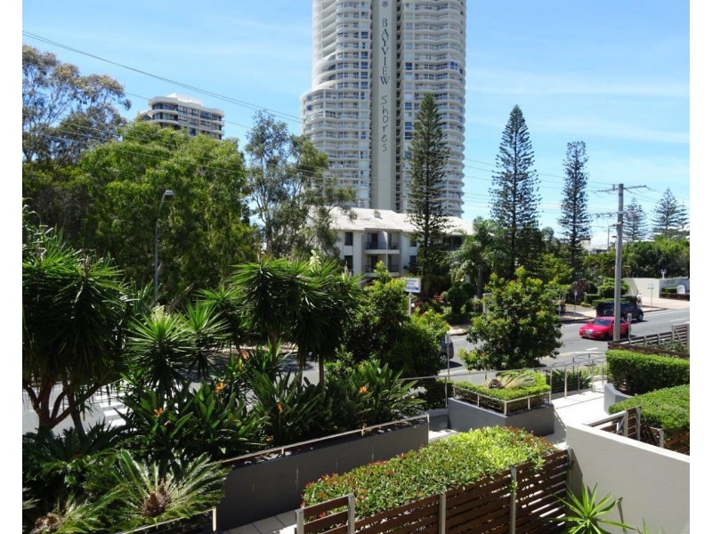 13/12-18 Bayview Street, Runaway Bay QLD 4216