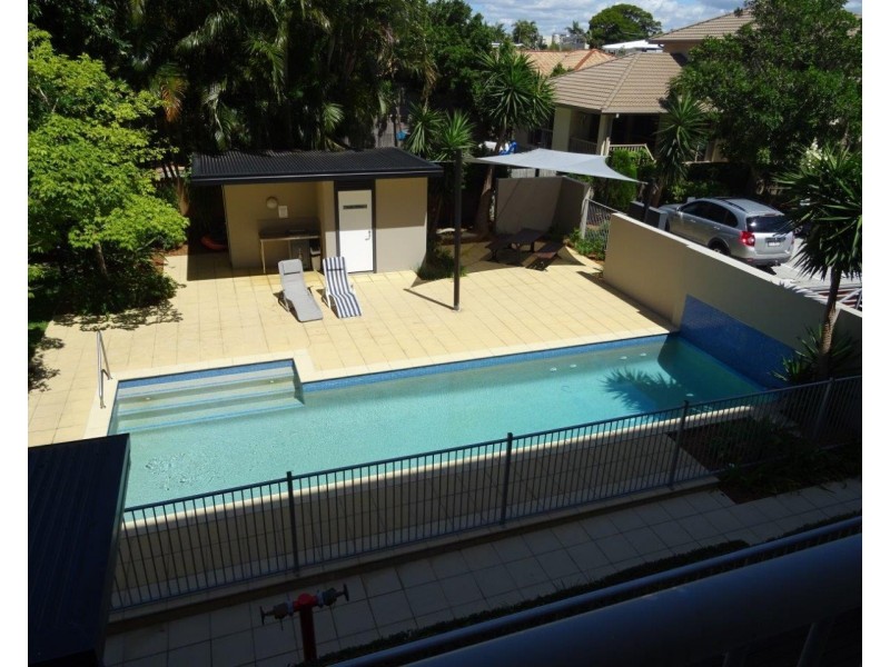 13/12-18 Bayview Street, Runaway Bay QLD 4216