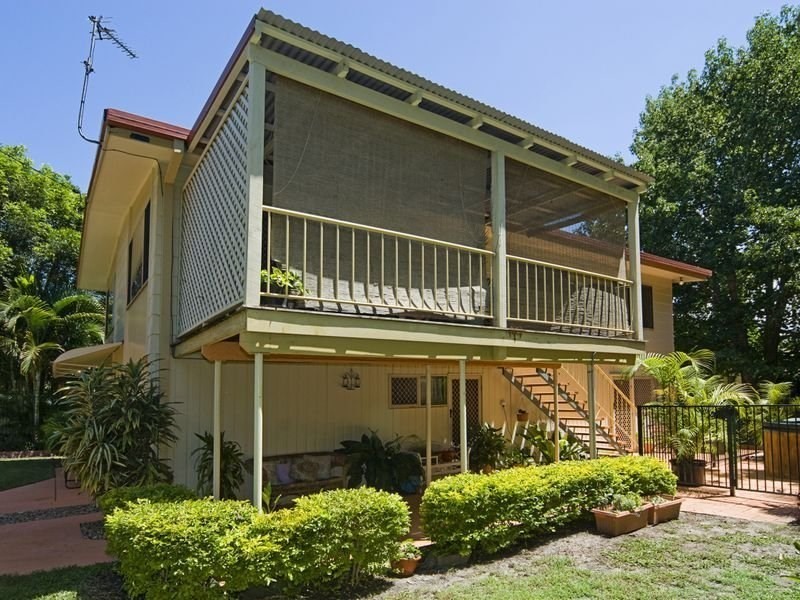 22 Bundarra Street, Coombabah QLD 4216