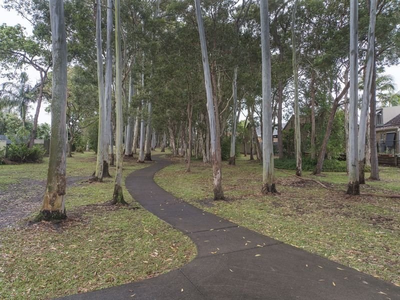 22 Bundarra Street, Coombabah QLD 4216