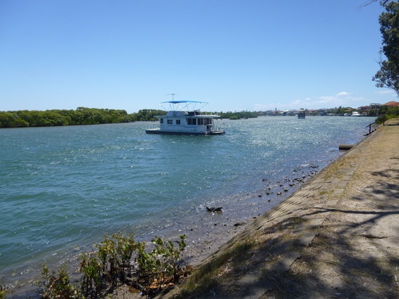 22 Bundarra Street, Coombabah QLD 4216