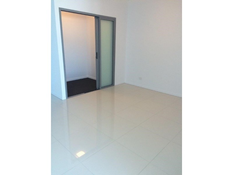 1207/5 Harbour Side Drive, Biggera Waters QLD 4216