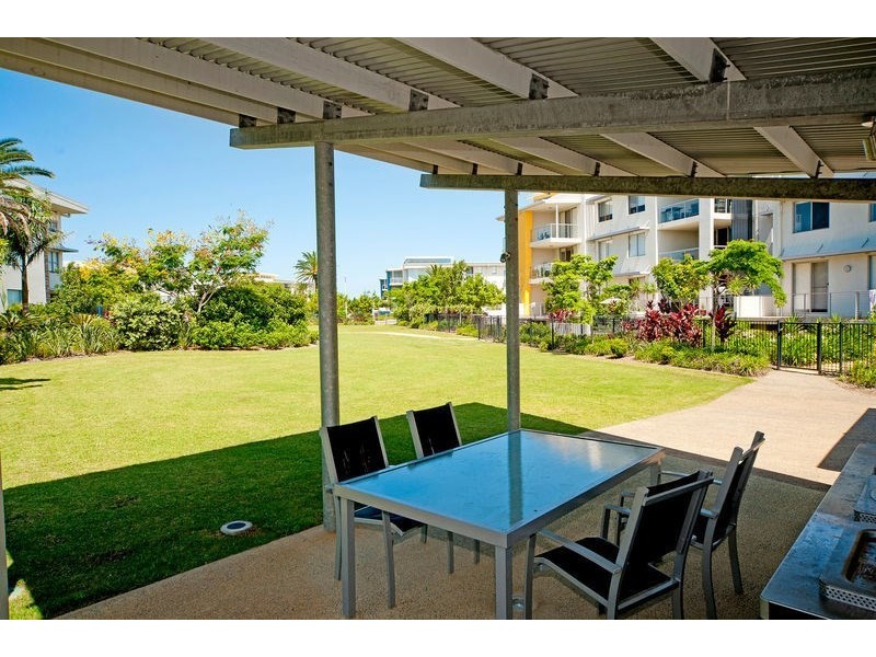 721/64-68 Sickle Avenue, Hope Island QLD 4212