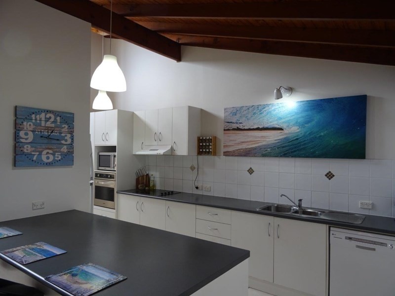 38 Markham Avenue, Runaway Bay QLD 4216