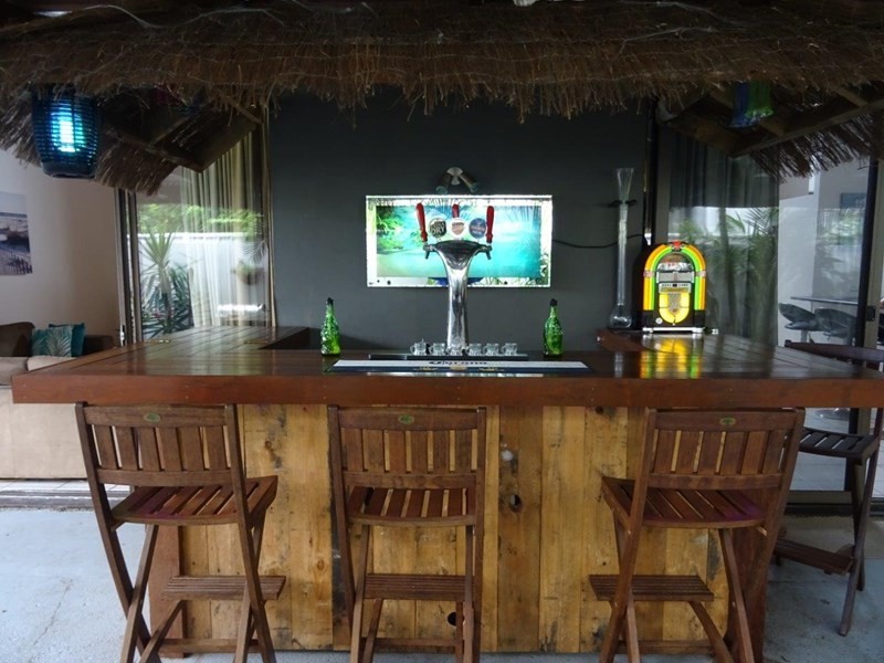 38 Markham Avenue, Runaway Bay QLD 4216