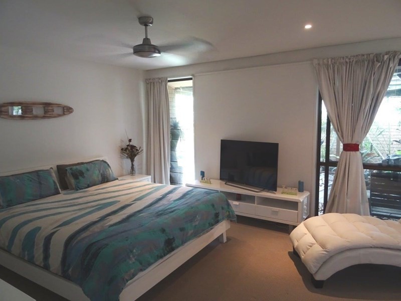 38 Markham Avenue, Runaway Bay QLD 4216