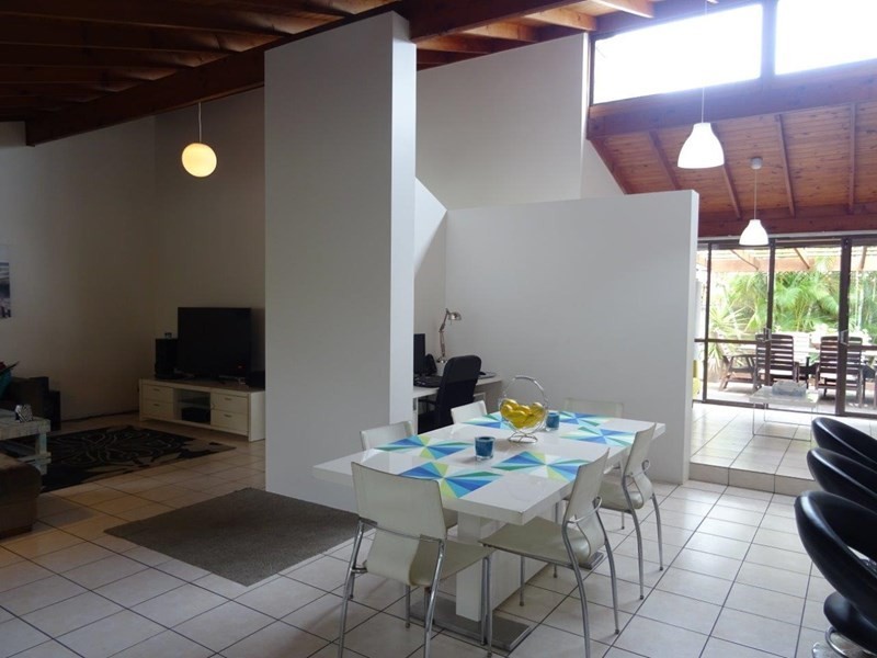 38 Markham Avenue, Runaway Bay QLD 4216