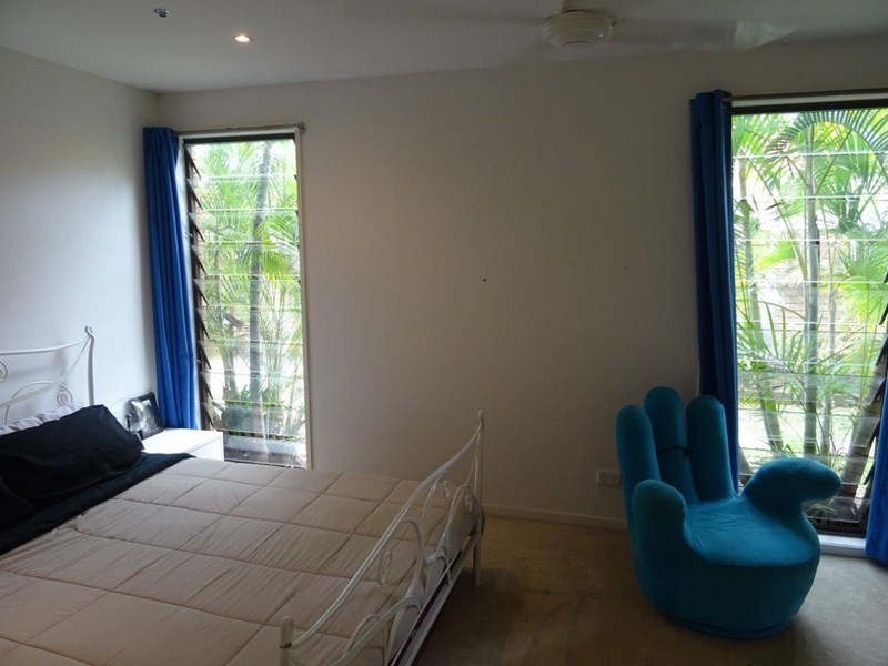 38 Markham Avenue, Runaway Bay QLD 4216