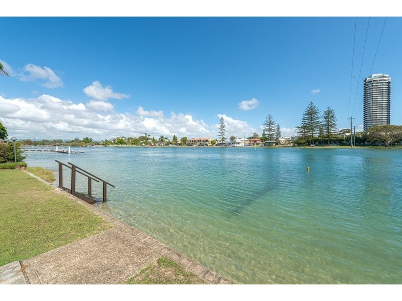 1/49 Back Street, Biggera Waters QLD 4216