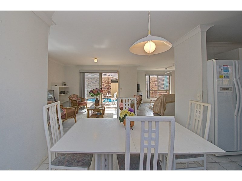 35 Numbat Court West, Coombabah QLD 4216