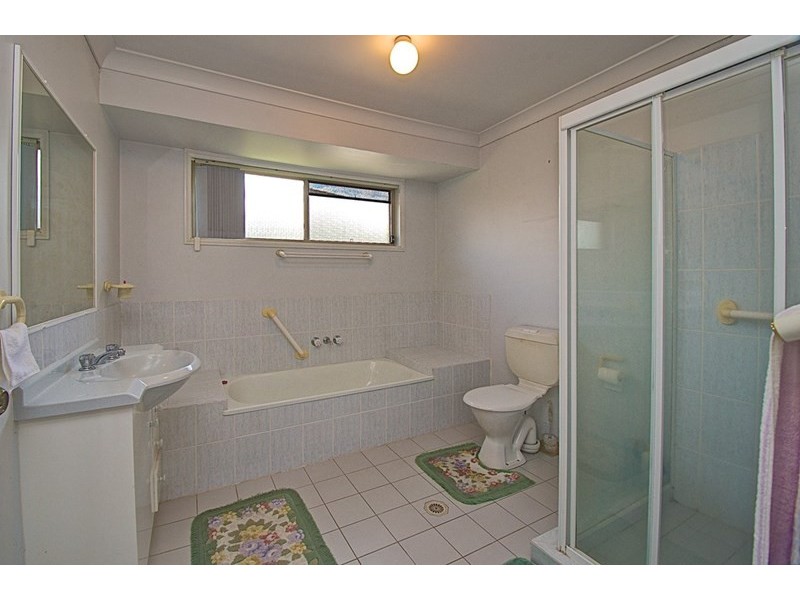 35 Numbat Court West, Coombabah QLD 4216