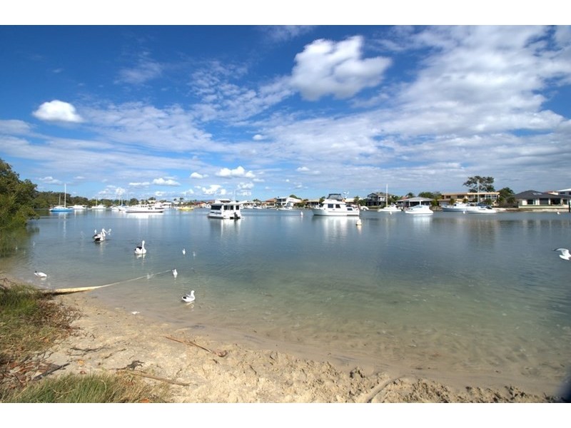 35 Numbat Court West, Coombabah QLD 4216