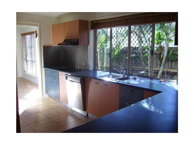 229 Morala Avenue, Runaway Bay QLD 4216