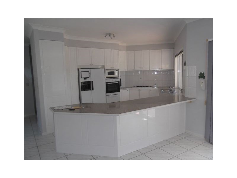 23 Anchorage Way, Biggera Waters QLD 4216