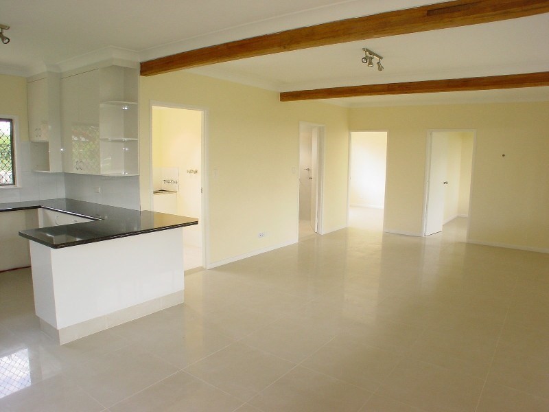 Paradise Point QLD 4216