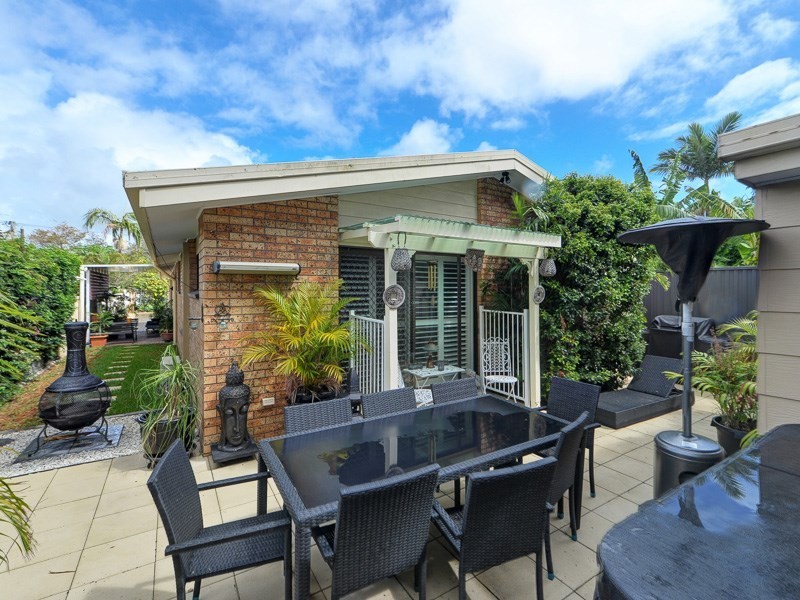 35 Annerley Avenue, Runaway Bay QLD 4216