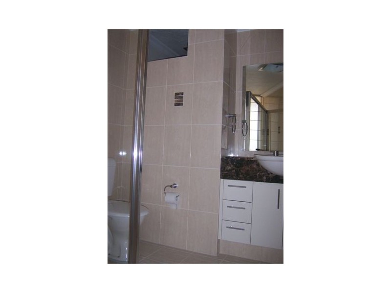 Paradise Point QLD 4216