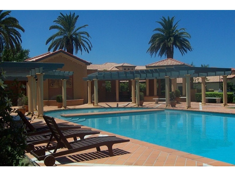 Hope Island QLD 4212