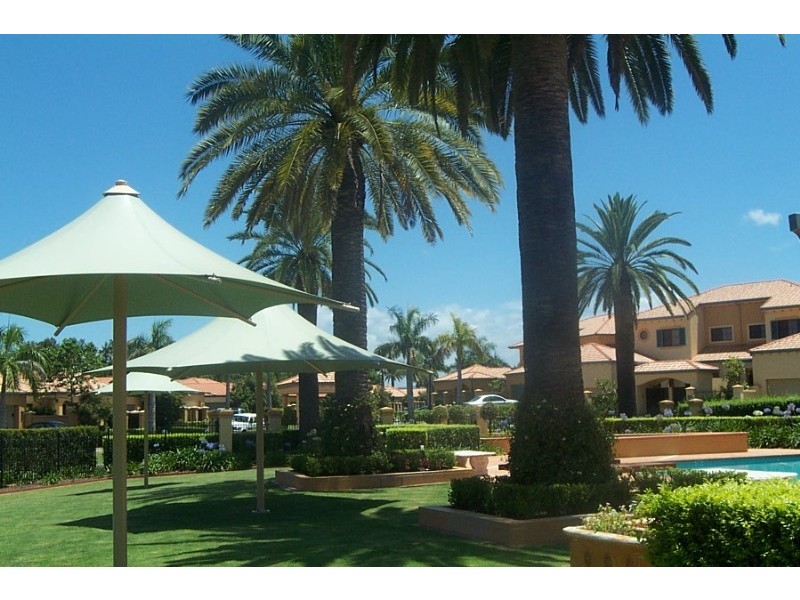 Hope Island QLD 4212