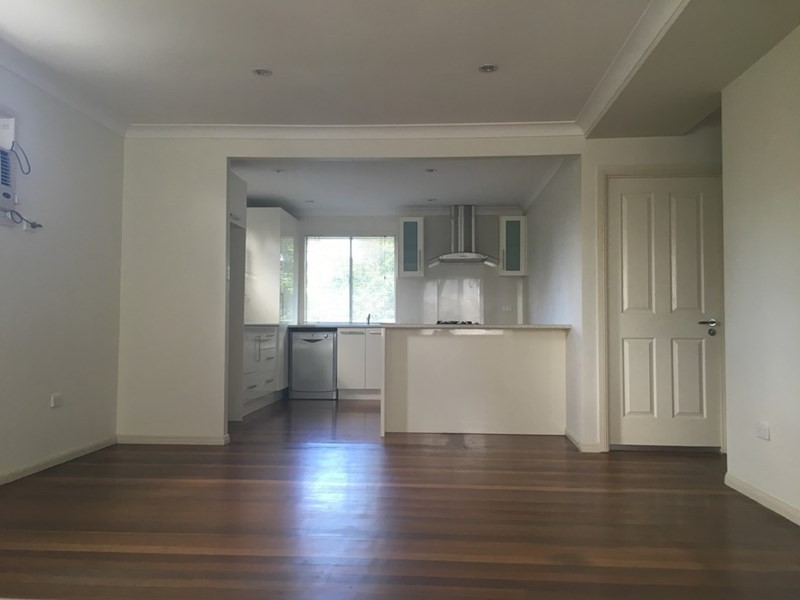 1/48 Government Road, Labrador QLD 4215