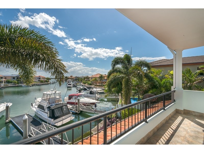 24 The Sovereign Mile, Sovereign Islands QLD 4216