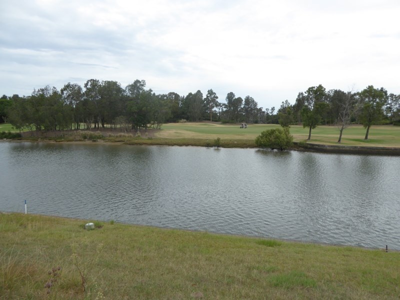 7603 Fairway Boulevard, Hope Island QLD 4212