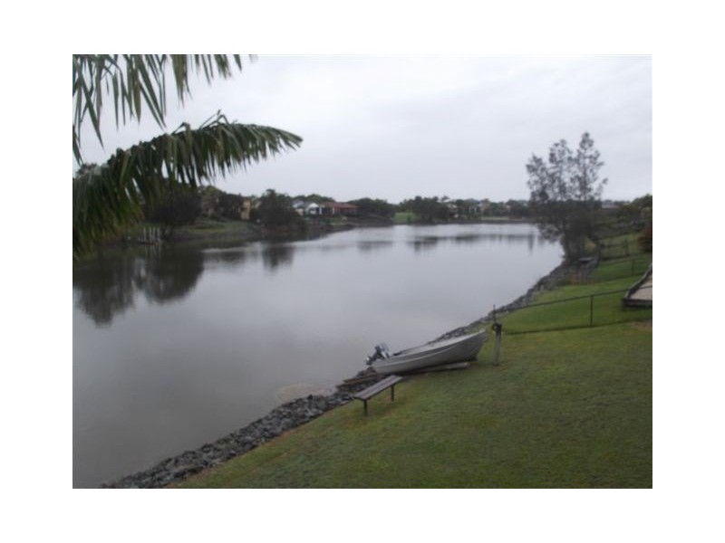 63 Southlake Drive, Varsity Lakes QLD 4227