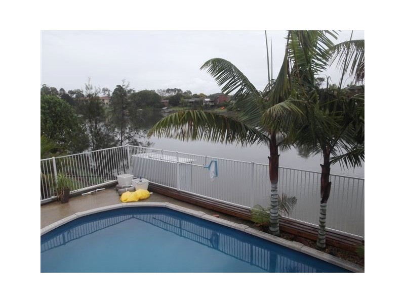 63 Southlake Drive, Varsity Lakes QLD 4227