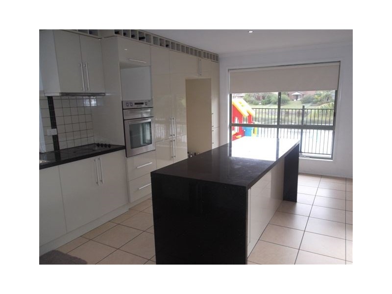 63 Southlake Drive, Varsity Lakes QLD 4227