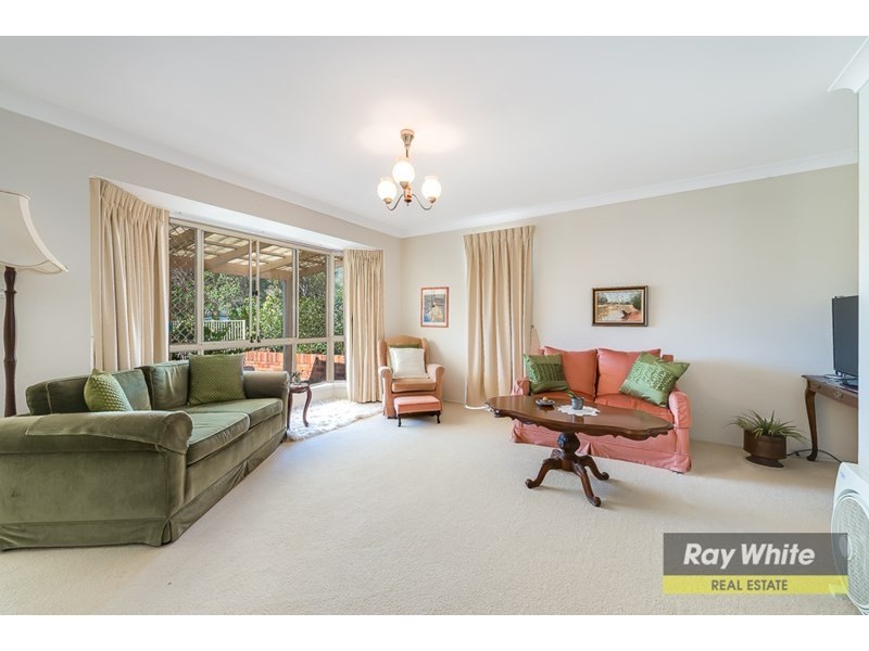 2/11 Woodgate Place, Paradise Point QLD 4216