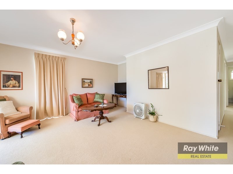 2/11 Woodgate Place, Paradise Point QLD 4216