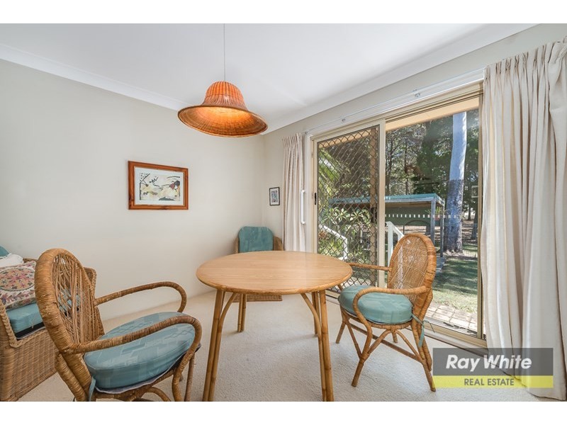 2/11 Woodgate Place, Paradise Point QLD 4216