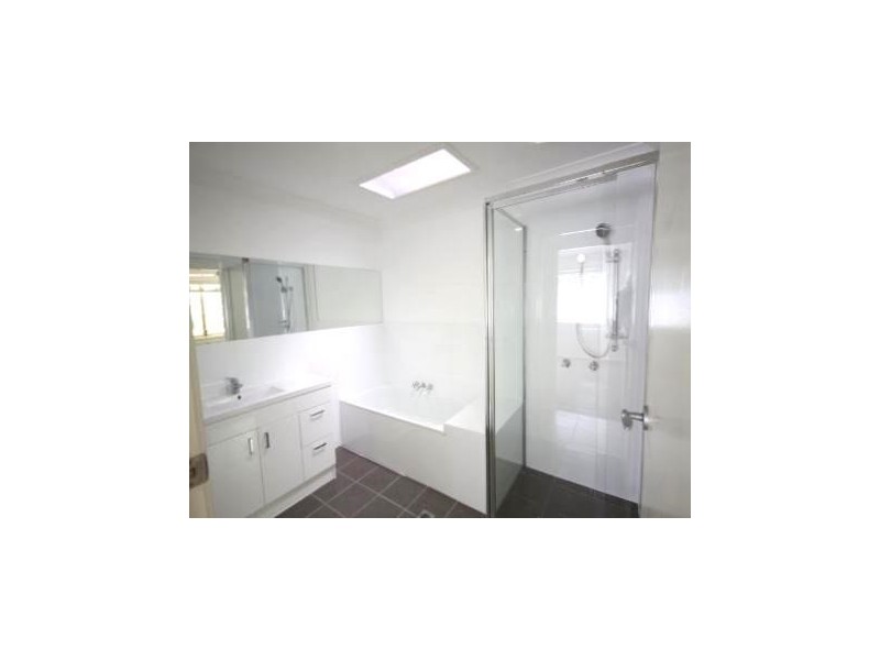 1/11 Woodgate Place, Paradise Point QLD 4216