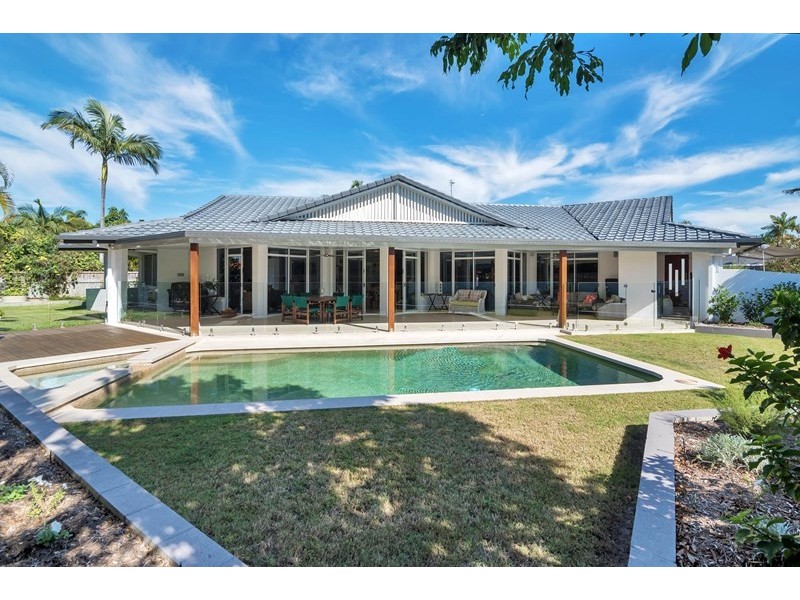 House 16, 131 Morala Avenue, Runaway Bay QLD 4216