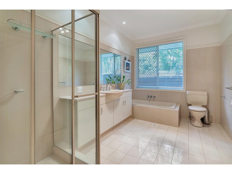 House 16, 131 Morala Avenue, Runaway Bay QLD 4216