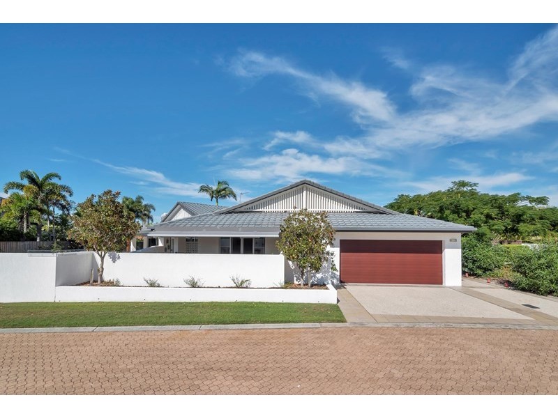 House 16, 131 Morala Avenue, Runaway Bay QLD 4216