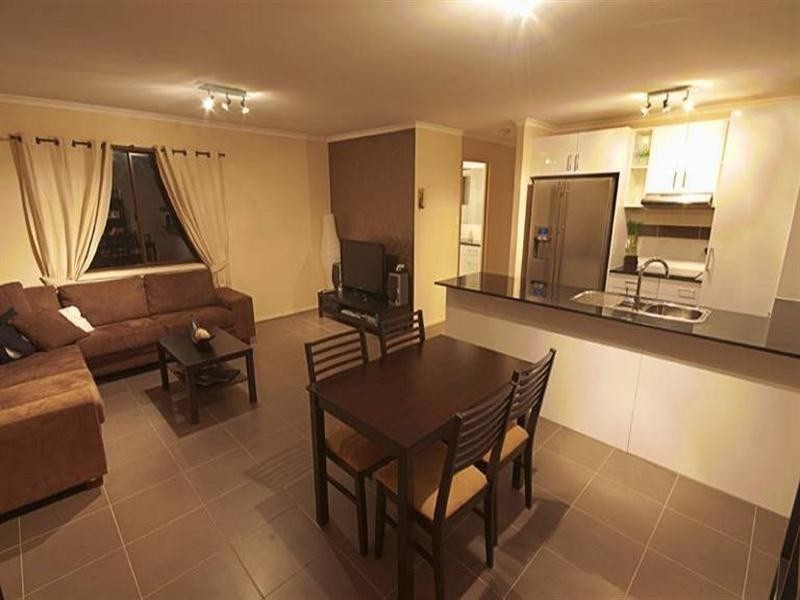 6/16 Madang Crescent, Runaway Bay QLD 4216