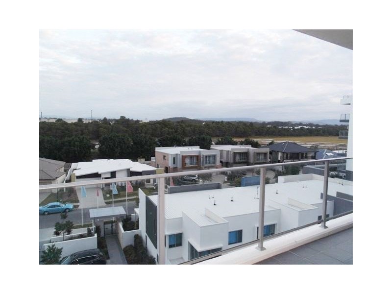 401/3 Compass Drive, Biggera Waters QLD 4216