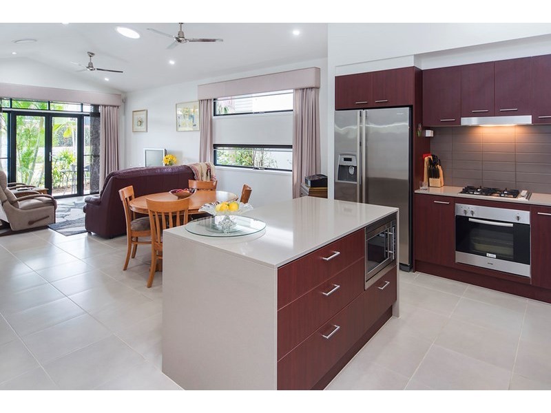 12/299 Napper Road, Arundel QLD 4214